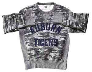 Auburn University Tigers Gray Camo Crewneck Sweatshirt Women's Medium